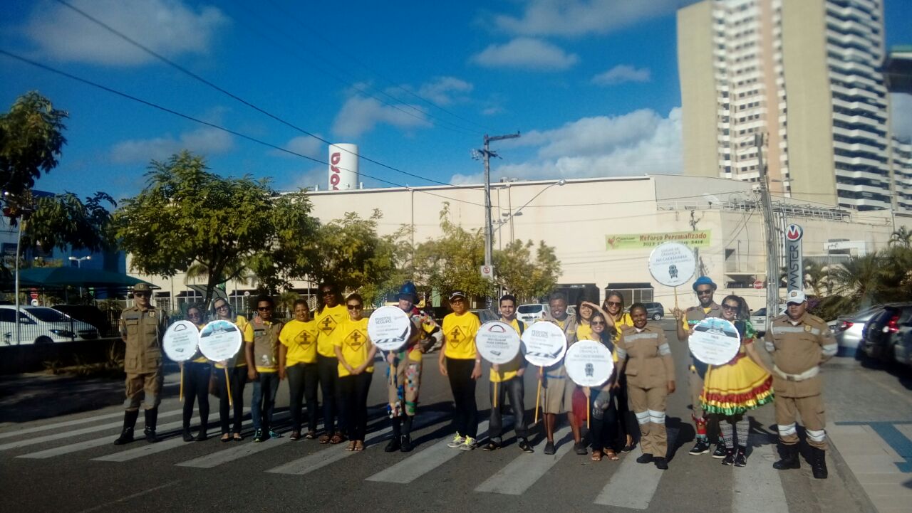 Coordenadoria da Educação para o Trânsito da SMTT realiza campanha “Volta as Aulas” - SMTT Aracaju